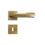 Copia-de-opera_RQ2_interna_dourado